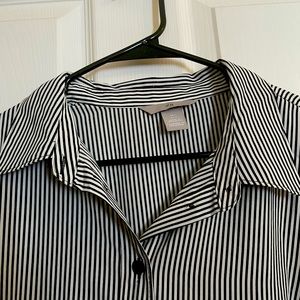 H&M button down shirt. Worn twice no stains